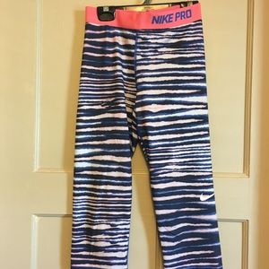 Blue/Coral/White Nike crop tights